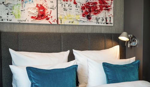 Comfort Room, 1 Queen Bed