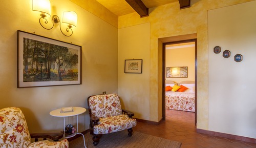 Suite, Annex Building