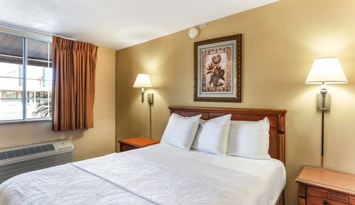 Room, 1 Queen Bed, Non Smoking