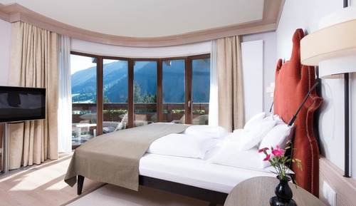 Suite, Balcony, Mountain View