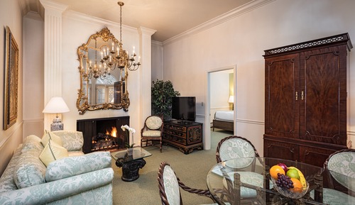 Suite, 1 King Bed