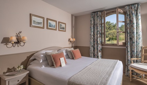 Double Room (Caractere)