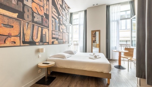 Premium Room