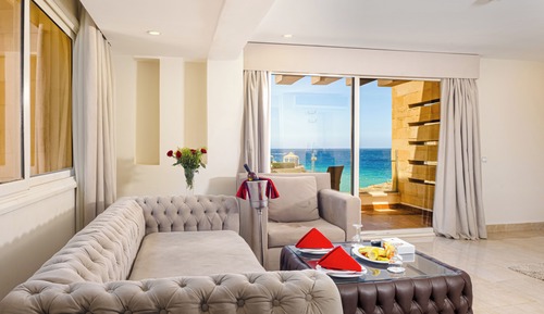 Suite, Sea View