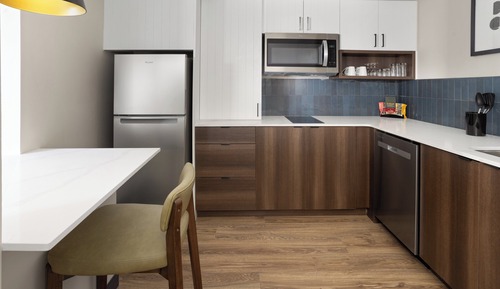 Suite, 1 Bedroom, Balcony