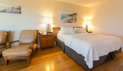 Superior Room, 1 King Bed, Balcony, Ocean View