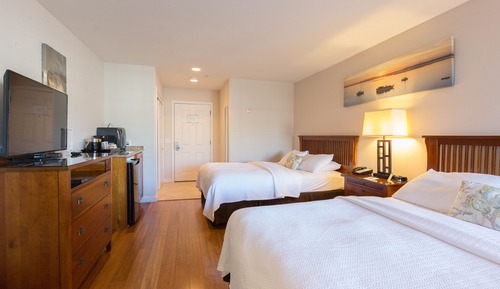 Deluxe Room, 2 Queen Beds, Patio, Ocean View
