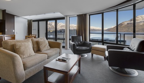 2 Bedroom Lakeview Suite