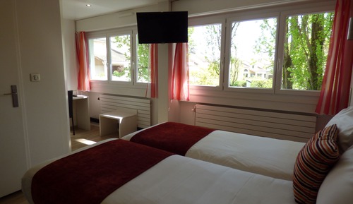 Comfort Room, 1 Double or 2 Twin Beds