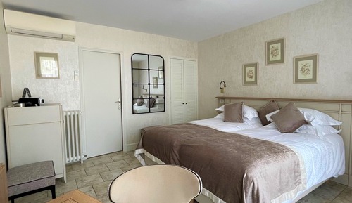 Superior Room, Annex Building (Pavillon Ground Floor)