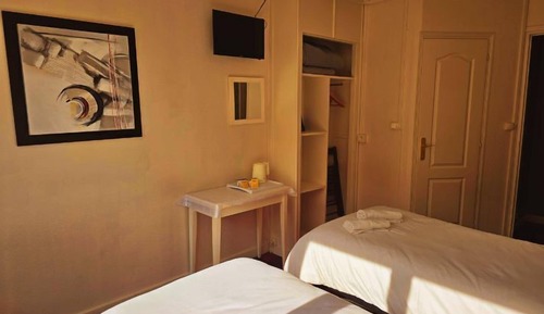 Basic Twin Room, 2 Twin Beds