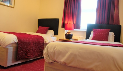 Twin Room, Ensuite