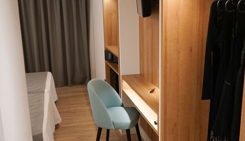 Double Room (1 adult and 1 child)
