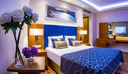 Single Room (Side Sea View)