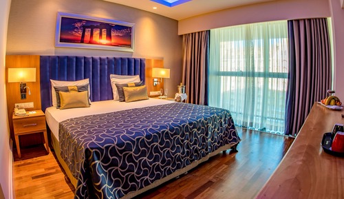 Economy Room