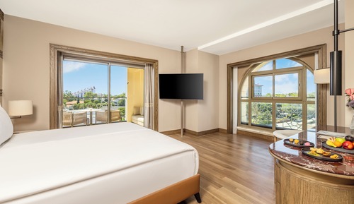 Family Room, 1 King Bed, Golf View