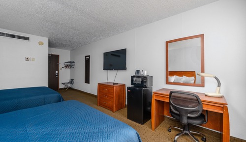Double Queen Room
