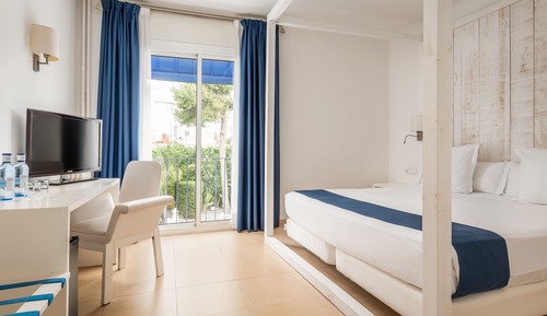 Double or Twin Room, Garden View
