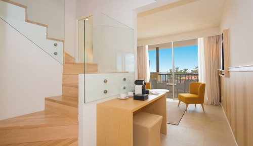 Suite Duplex, lateral sea view