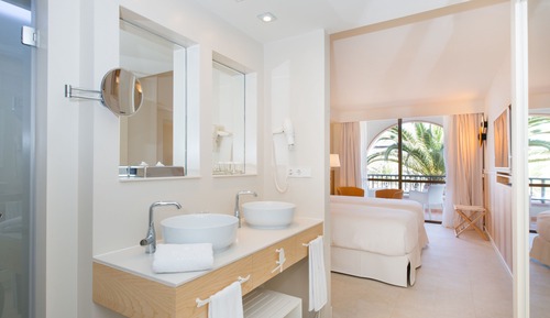 Double or Twin Room, Partial Sea View