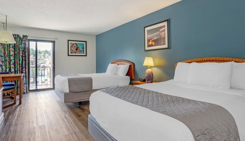 Standard Room, 2 Queen Beds
