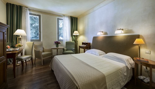 Classic Double Room (with Spa Access)