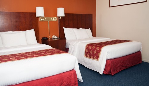 Standard Room, 2 Double Beds