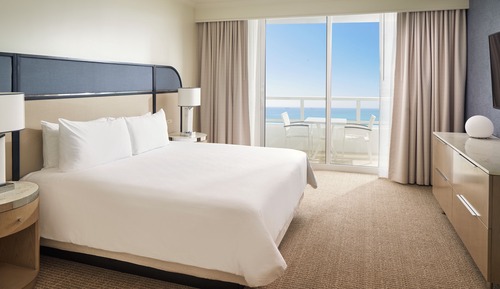 Tresor One Bedroom Ocean View Suite 