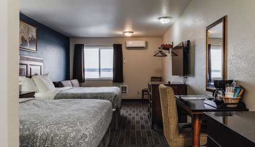Room, 2 Queen Beds, Non Smoking (With Water View)
