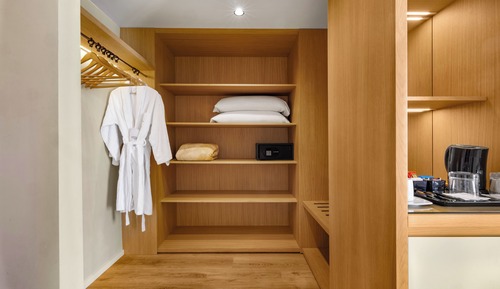 Suite, 1 Bedroom, Balcony