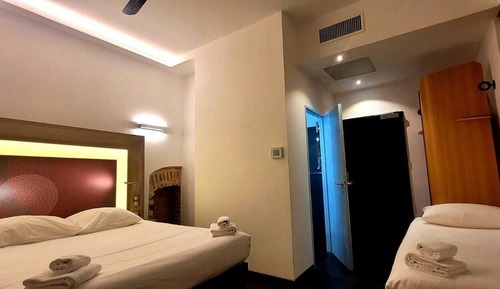 Triple Room