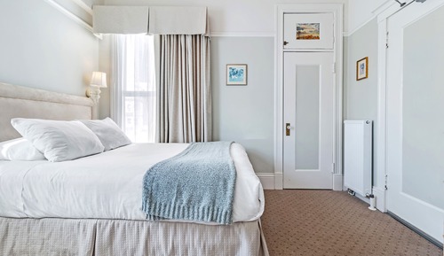Room, 1 Queen Bed (Cozy)