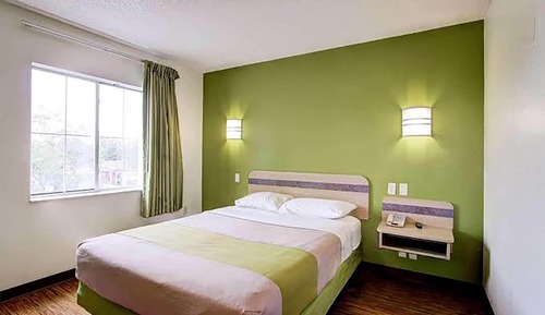 Room, 1 Double Bed, Accessible, Non Smoking (Mobility/hearing, Tub w/ Grab Bars)