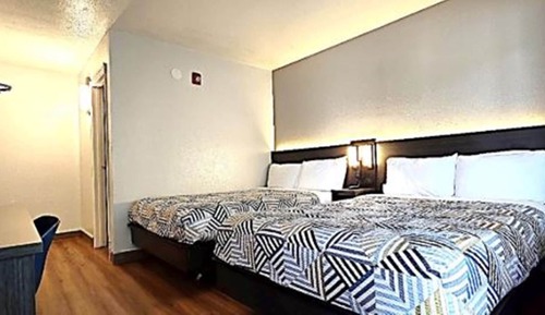 Standard Room, 2 Double Beds, Non Smoking