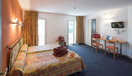 Twin Room with 2 single beds