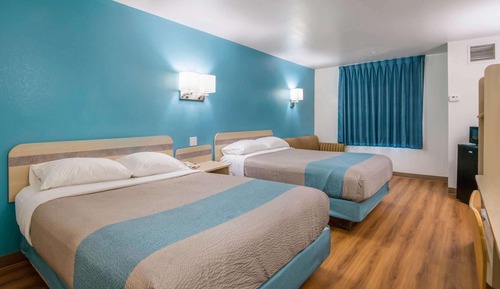 Standard Room, 2 Double Beds, Non Smoking