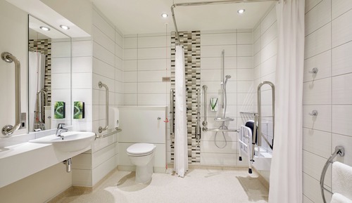 Standard Double Room, Roll-in Shower