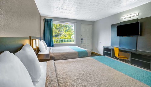Standard Room, 2 Queen Beds, Accessible, Non Smoking