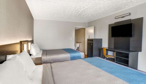 Standard Room, 2 Queen Beds, Smoking