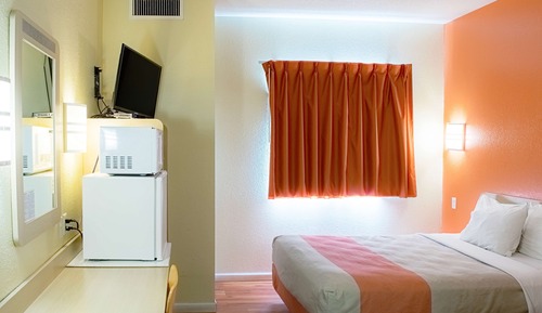 Standard Room, 1 Queen Bed, Non Smoking
