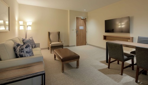 Room, 1 King Bed, Accessible, Ocean View (Hearing)