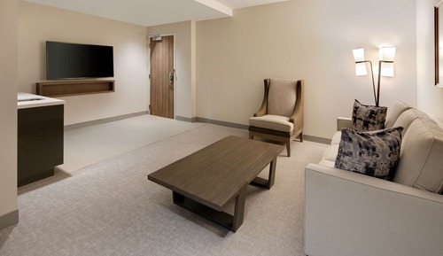 Studio Suite, 1 King Bed, Balcony, Ocean View