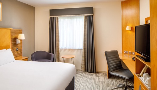 Standard Room, 1 King Bed