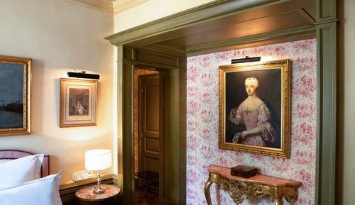 Classic Village Room