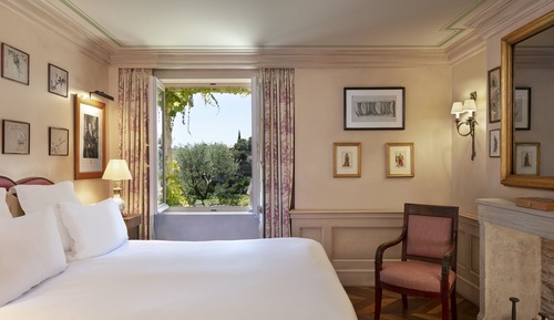 Deluxe Valley Room