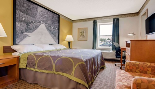 Standard Room, 1 King Bed, Smoking