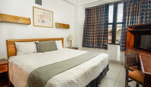 Standard Room, 1 King Bed