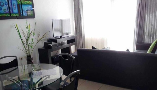 Family Room (Sextuple 2 Double and 2 Single Beds)