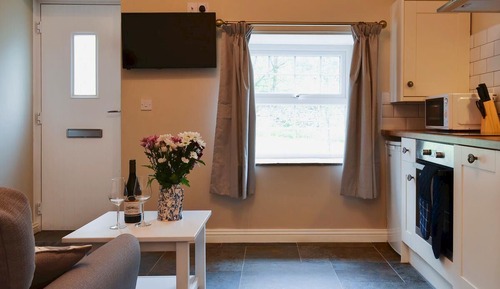 Cottage, Ensuite (Hen House)