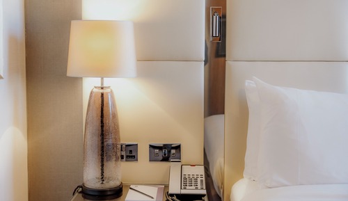 Room, 2 Twin Beds, River View